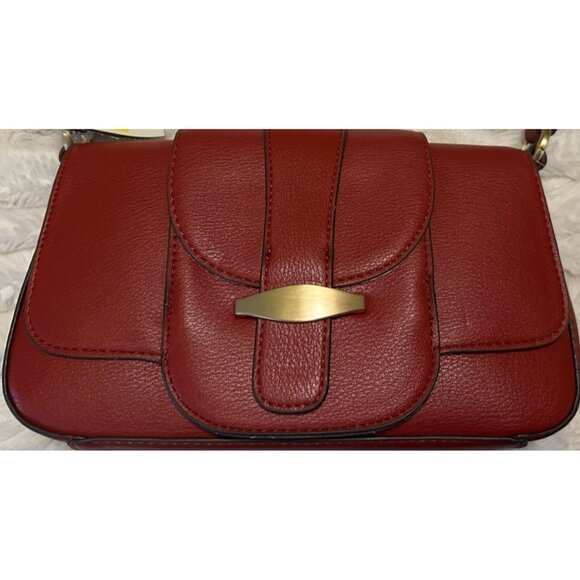 Women's Wal-Mart Stores Red MIA Shoulder Bag w/Snap Button One Size (NEW-Other) - Picture 15 of 15